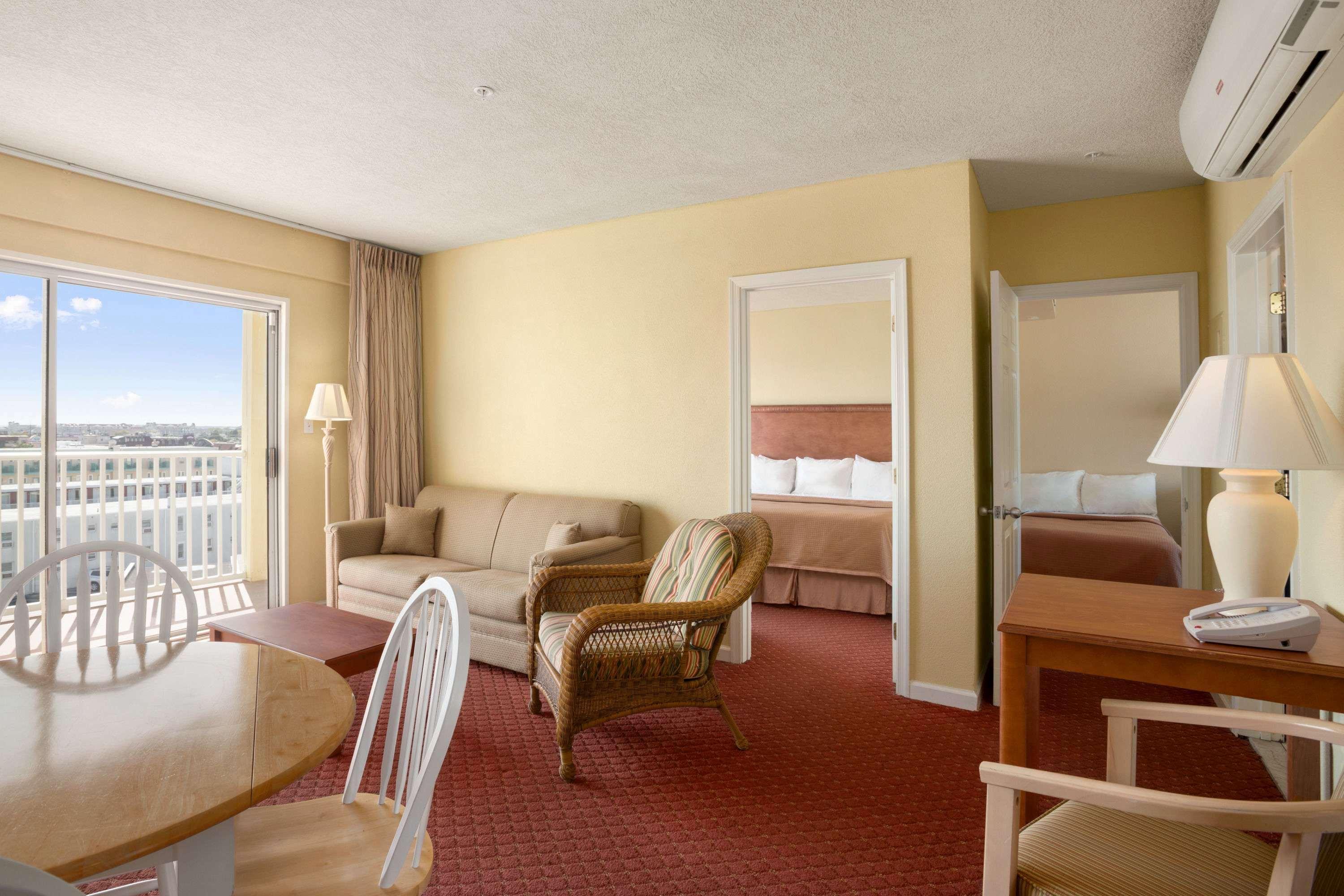 Howard Johnson By Wyndham Ocean City Oceanfront Dış mekan fotoğraf