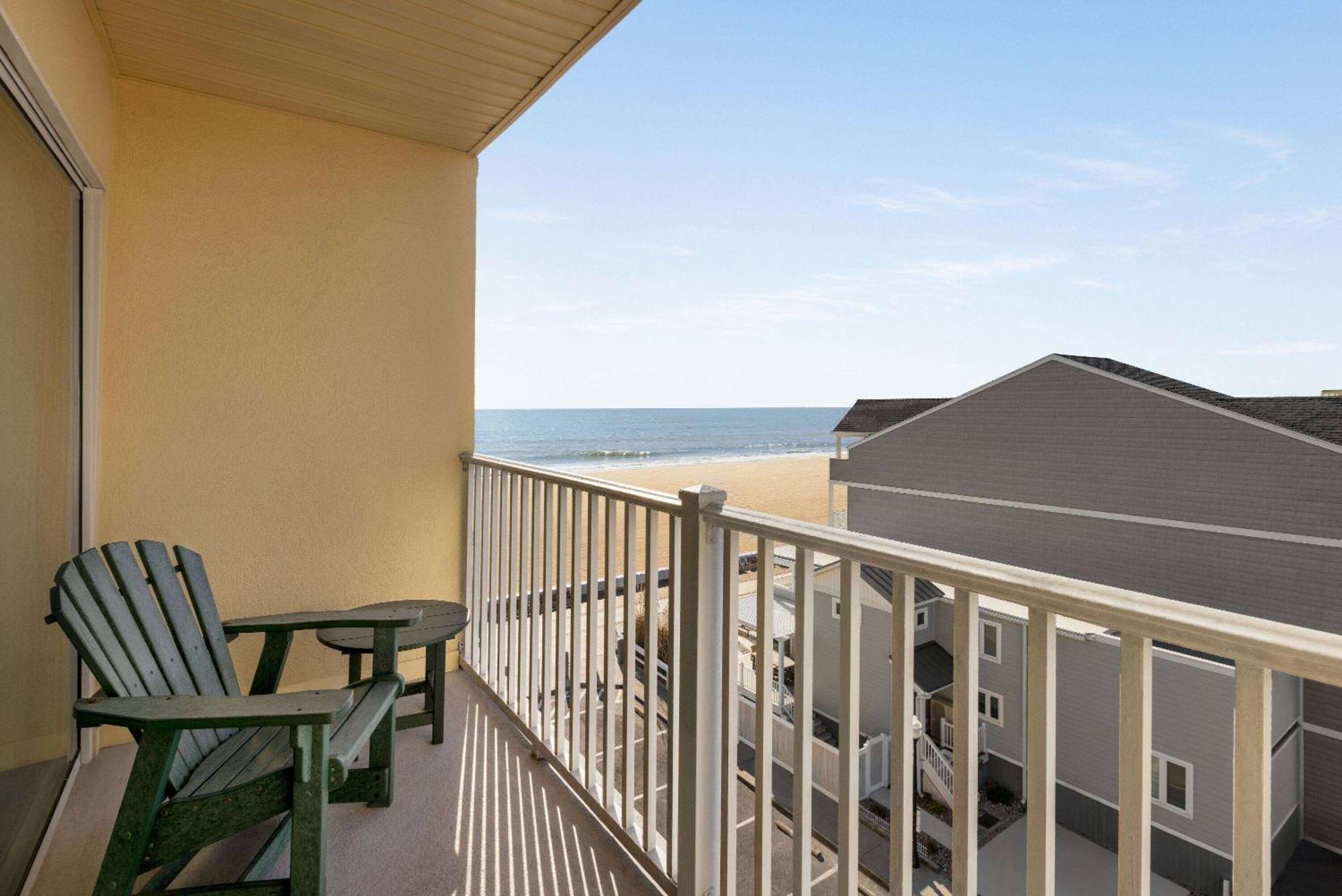 Howard Johnson By Wyndham Ocean City Oceanfront Dış mekan fotoğraf