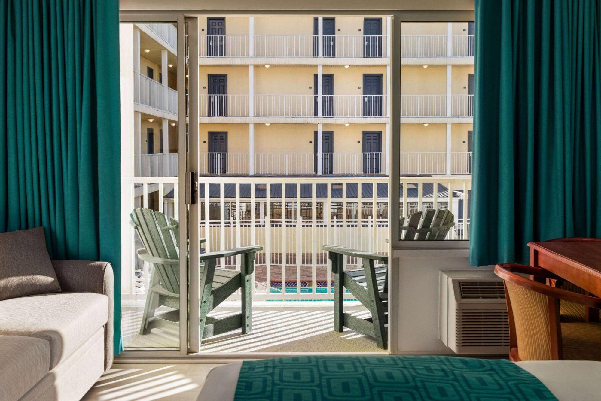 Howard Johnson By Wyndham Ocean City Oceanfront Dış mekan fotoğraf